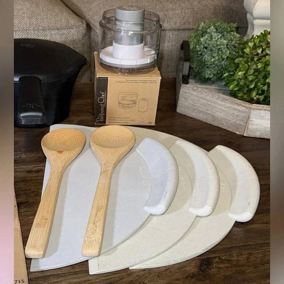 LOT! PAMPERED CHEF 18 Count Lot Bundle PC Assorted Kitchen Accessories Utensils - Picture 6 of 15